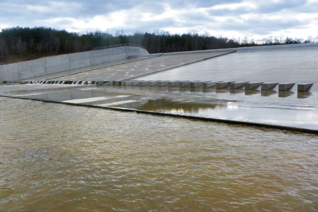 L&L Concrete Inc. of Raleigh, NC offers Industrial / Commercial construction capabilities — including concrete dam and spillway construction